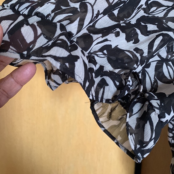 Beautiful Black &Grey Dress - Picture 3 of 12